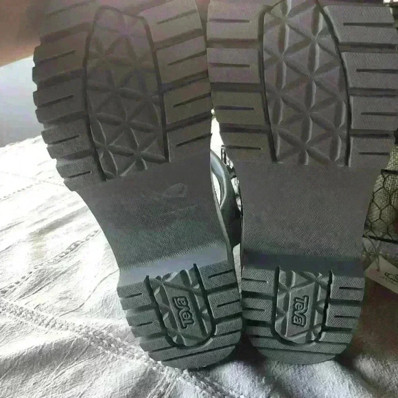 TEVA WOMEN'S INDIO SANDAL ANKLE WRAP GREY SZ 9 - Picture 4 of 12